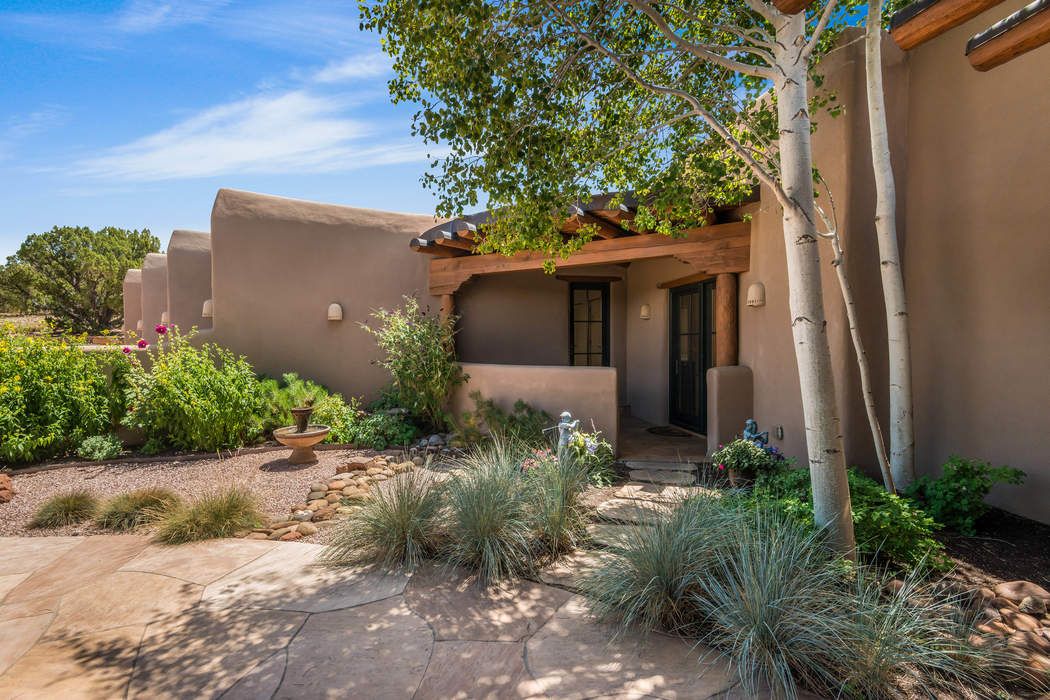 32 Blazing Star Circle, Santa Fe, NM 87506 Sotheby's International