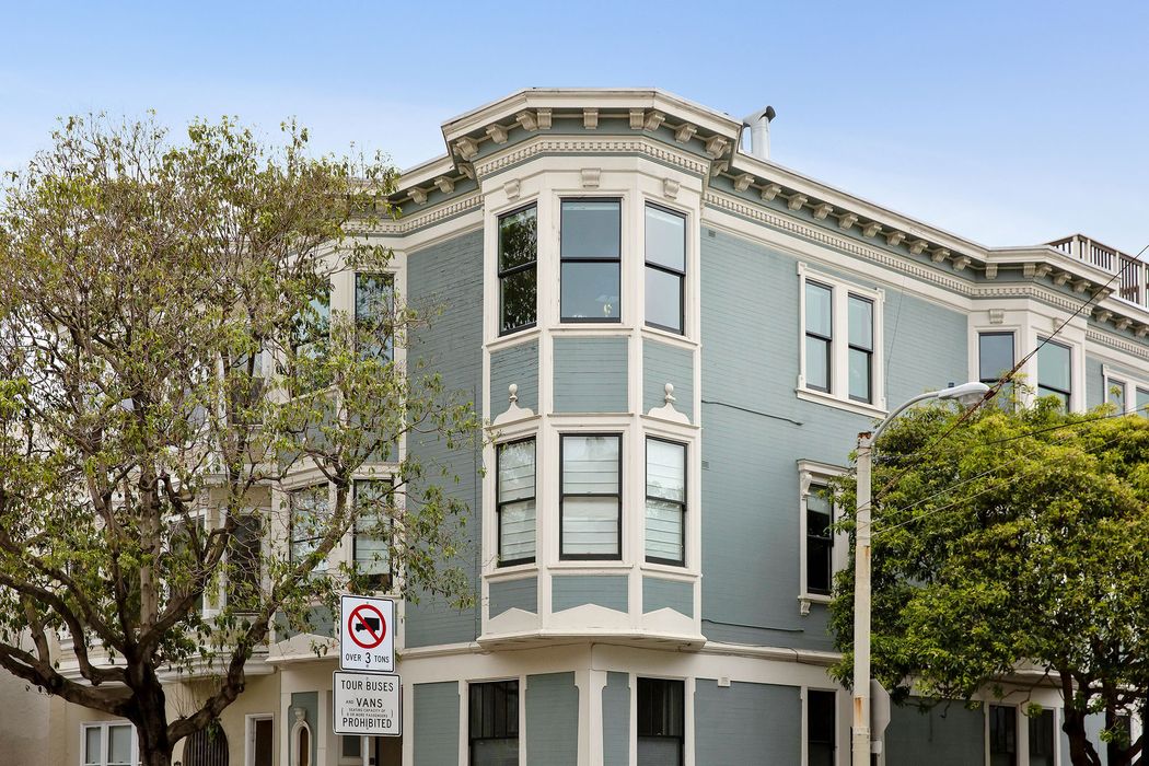 2061 Larkin St, San Francisco, CA 94109 Sotheby's International