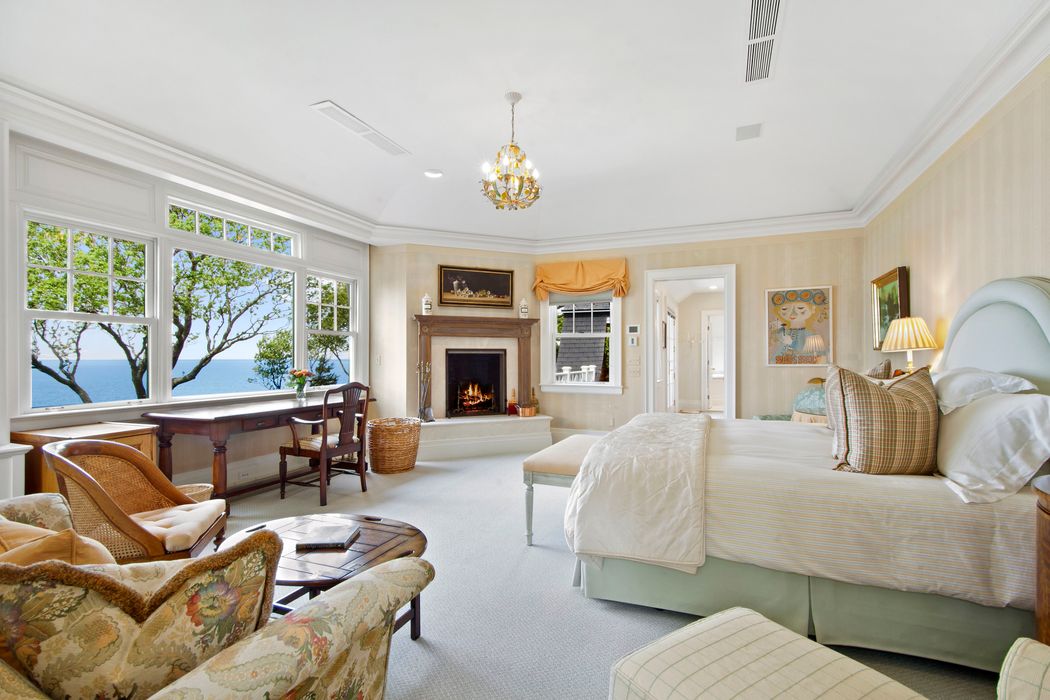 WorldClass Waterfront Estate Sag Harbor, NY 11963 Sotheby's International Realty, Inc.