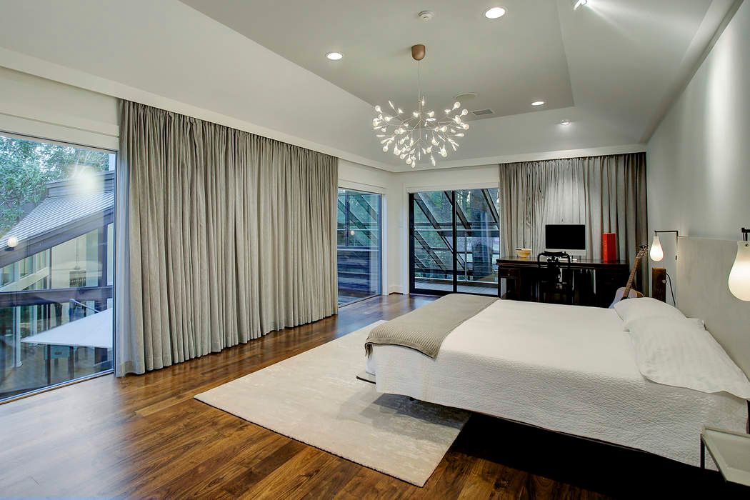 9 Farnham Park Drive, Houston, TX 77024 Martha Turner Sotheby's