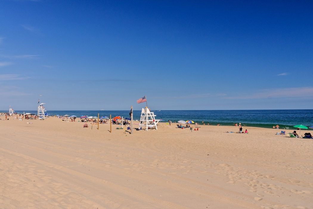 Ideal Amagansett Lanes Amagansett, NY 11930 Sotheby's International