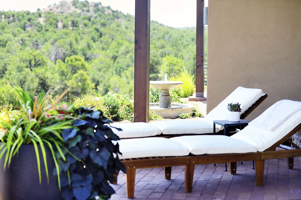 3098 Monte Sereno Drive, Santa Fe, NM 87506 Sotheby's International