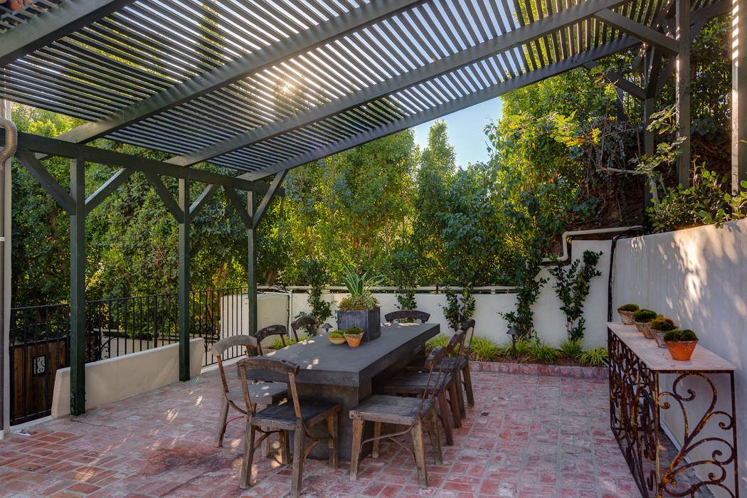 4447 Cromwell Avenue, Los Angeles, CA 90027 Sotheby's International