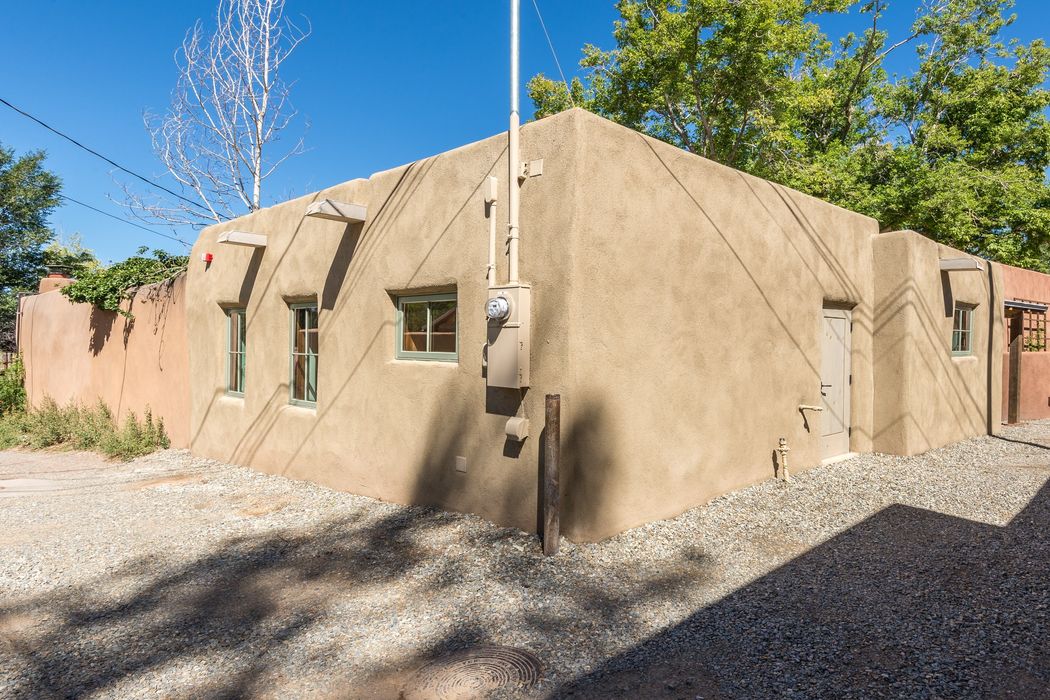 843 A Palace Avenue, Santa Fe, NM 87501 Sotheby's International