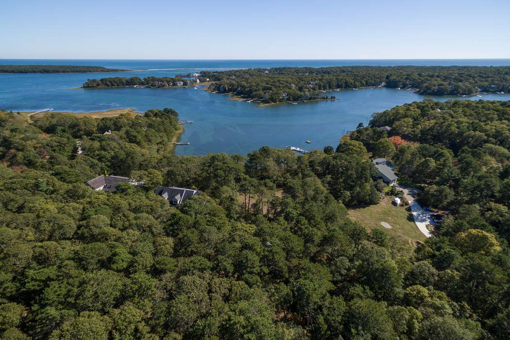 9 Ockway Bay, Mashpee, MA 02649 Sotheby's International Realty, Inc.