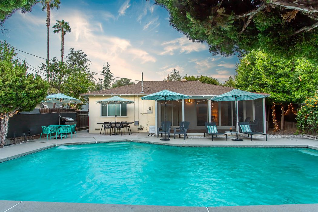 5009 Topanga Canyon Boulevard, Woodland Hills, CA 91364 Sotheby's