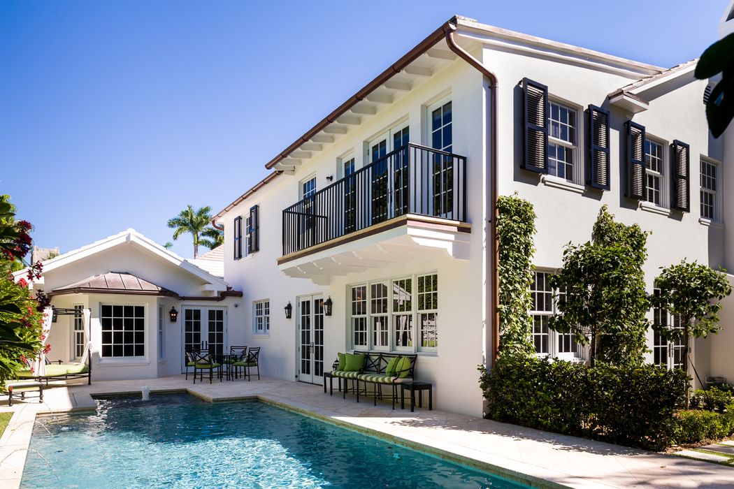 233 Barton Ave, Palm Beach, FL 33480 Sotheby's International Realty, Inc.