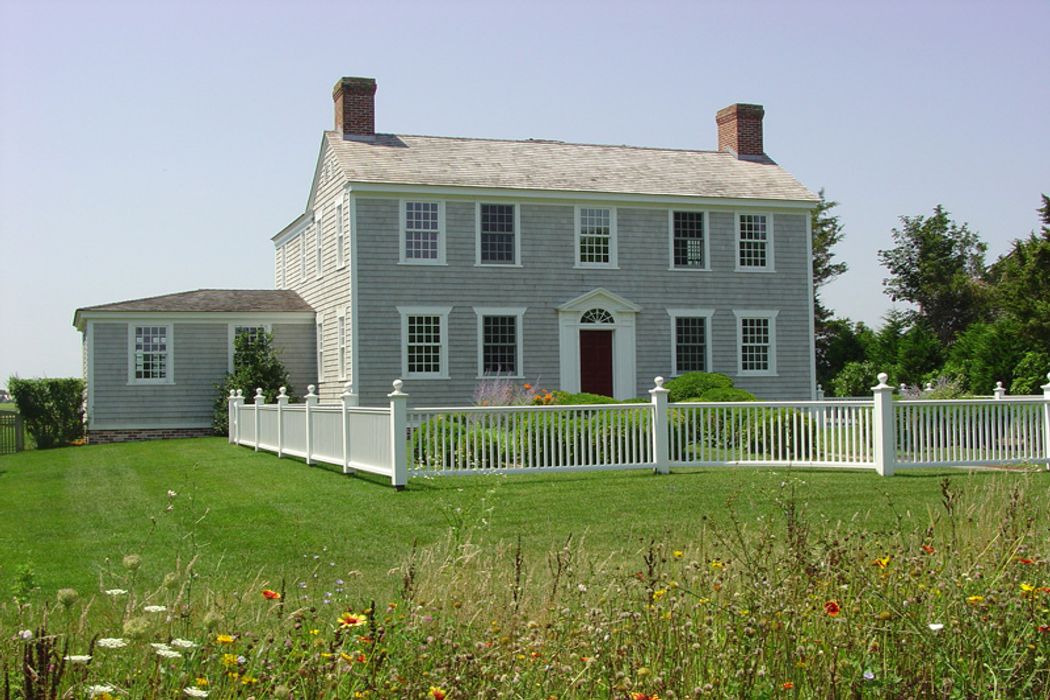 54 Beach Ln, Wainscott, NY 11975 Sotheby's International Realty, Inc.