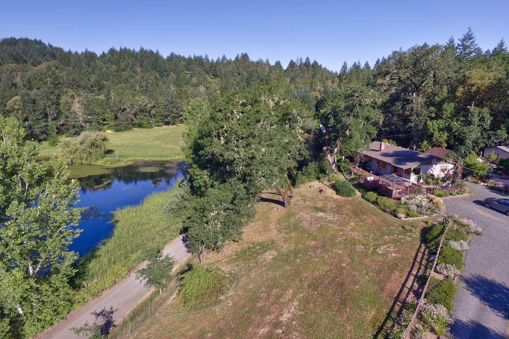 18400 Walker Rd, Willits, CA 95490 Sotheby's International Realty, Inc.
