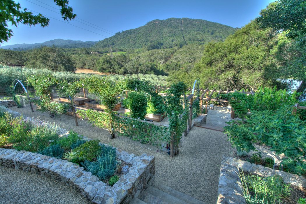 8189 Sonoma Mountain Rd, Glen Ellen, CA 95442 Sotheby's International