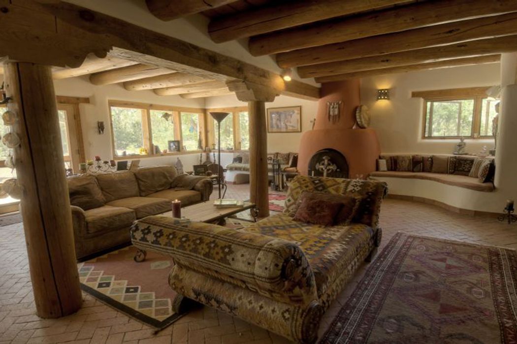 River Song Ranch, Abiquiu, NM 87510 Sotheby's International Realty, Inc.
