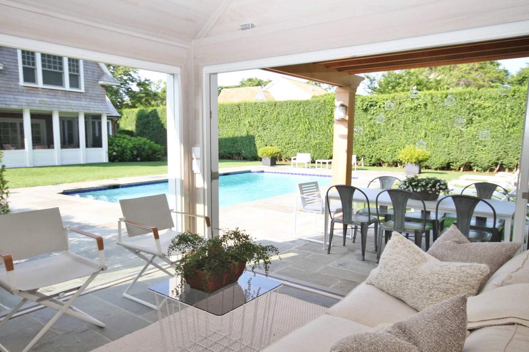 21 Huntting Street, Southampton, NY 11968 Sotheby's International