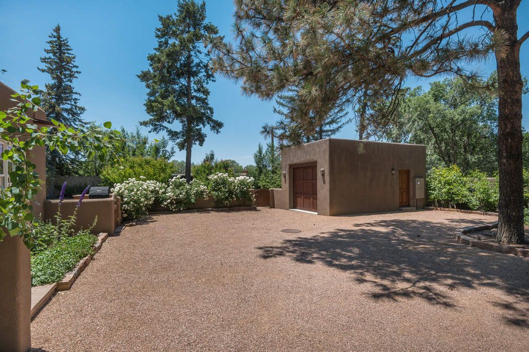 544 Canyon Road, Santa Fe, NM 87501 Sotheby's International Realty, Inc.