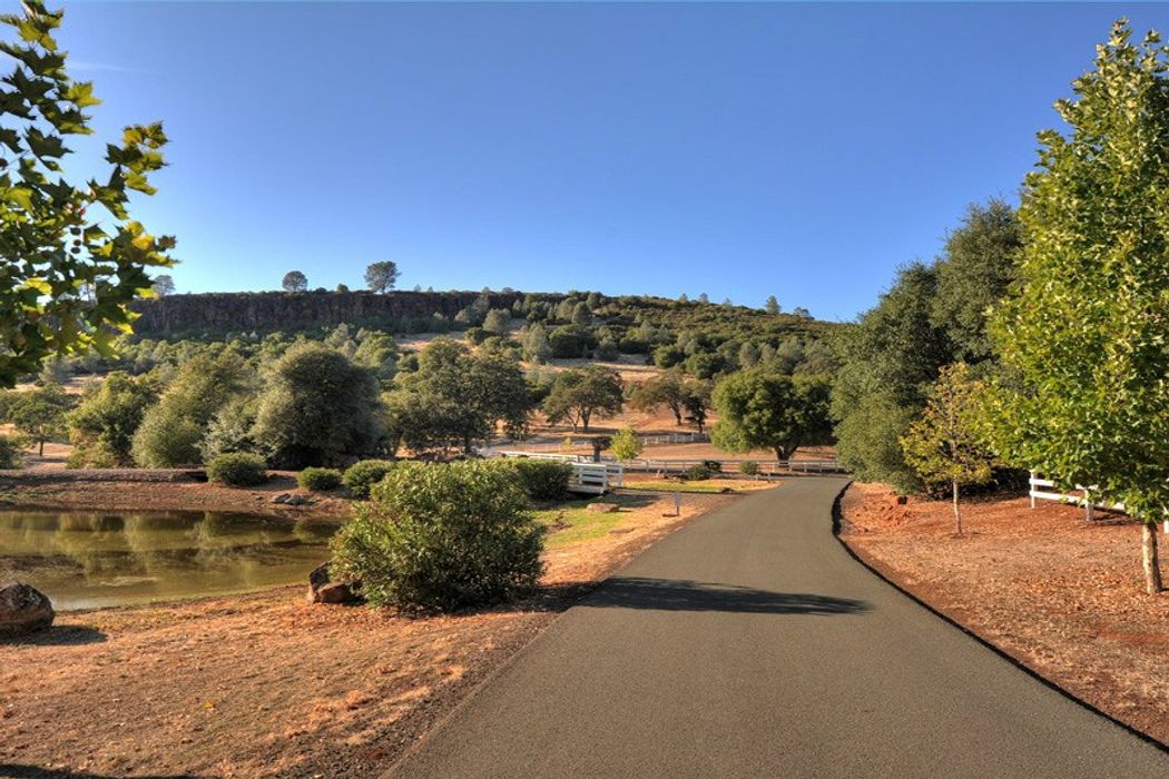 17501 Ranch Road, Middletown, CA 95461 Sotheby's International Realty