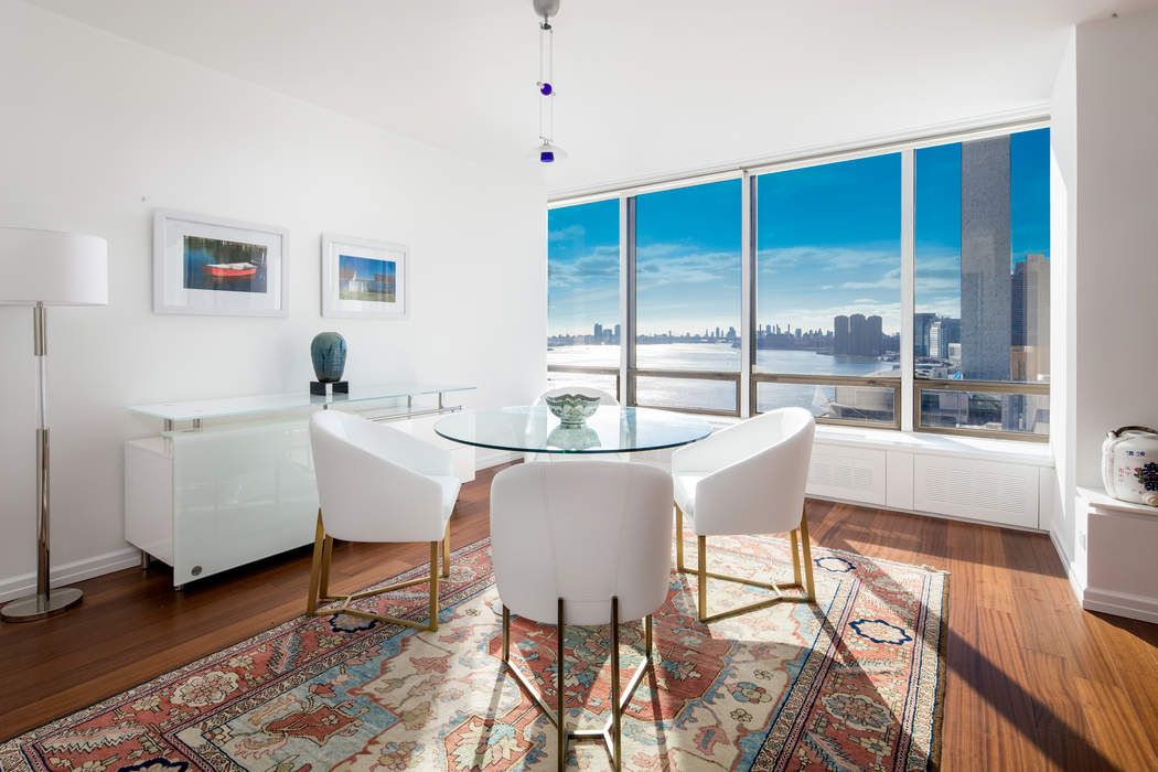 870 United Nations Plaza Apt 14g New York Ny 10017 Sotheby S 870 United Nations Plaza New York Ny 10017