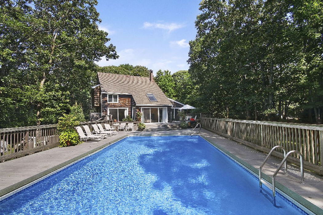 Beach House Southampton, NY 11968 Sotheby's International Realty, Inc.