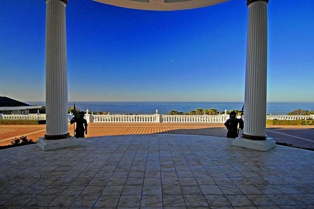 30553 Morning View Drive, Malibu, CA 90265 Sotheby's International