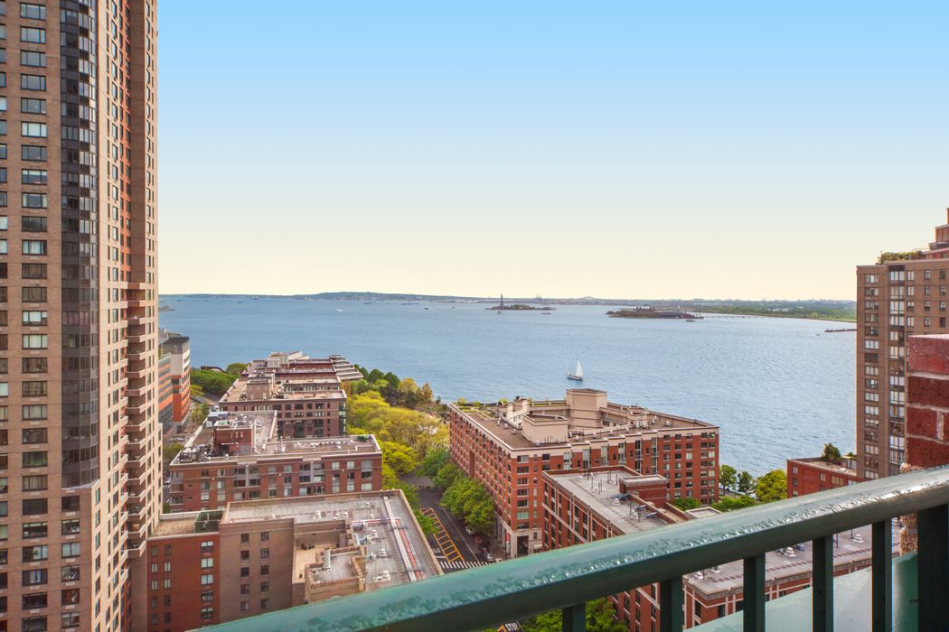 225 Rector Place 11R, New York, NY 10280 Sotheby's International