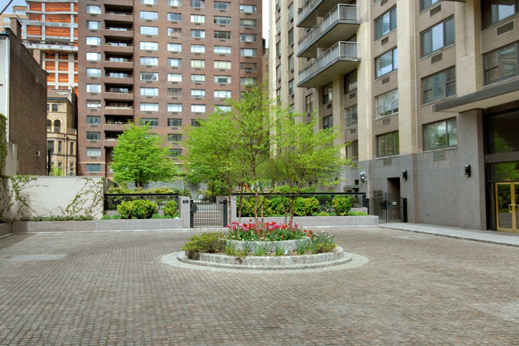 201 West 70th Street Apt 18K, New York, NY 10023 Sotheby's