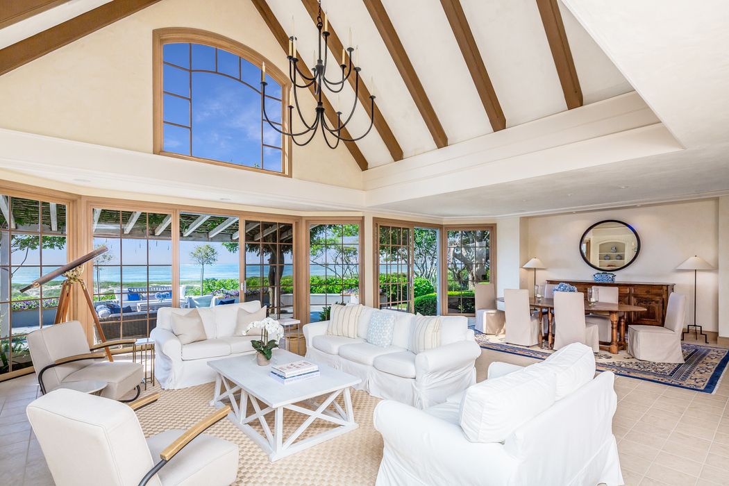 32 Windmill Lane, East Hampton, NY 11937 Sotheby's International