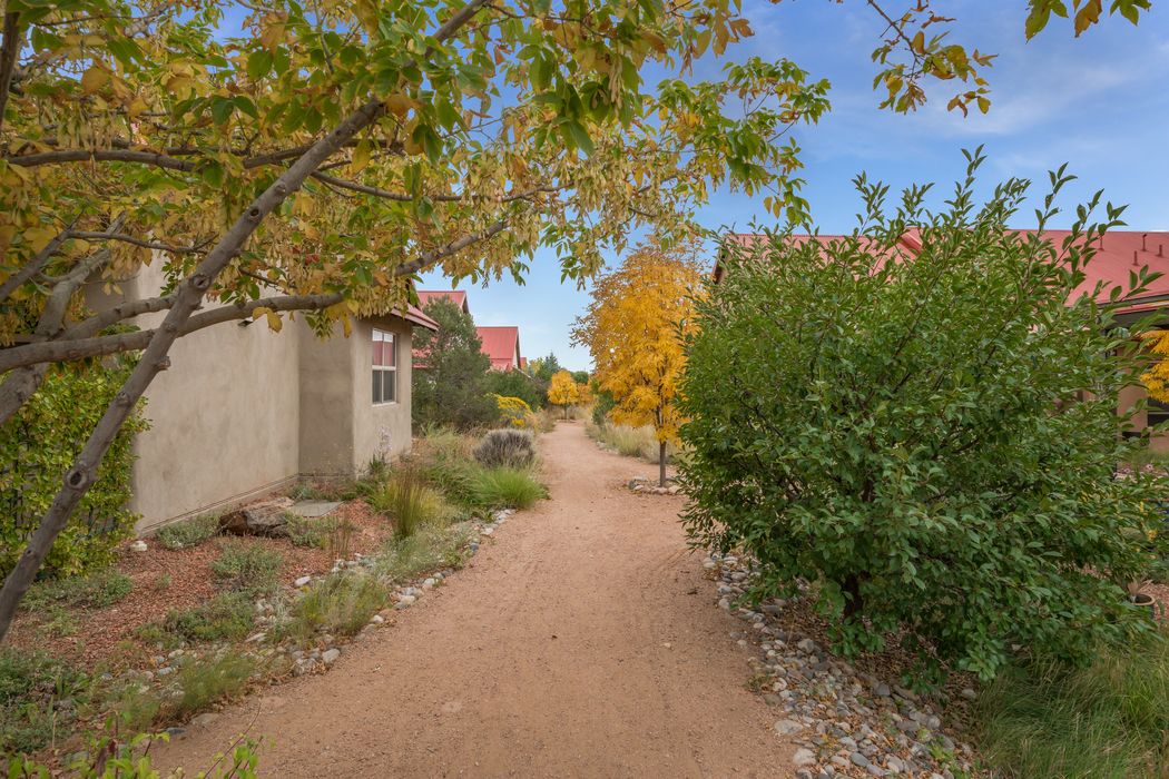 3466 Cerrillos Rd Apt H1, Santa Fe, NM 87507 Sotheby's International