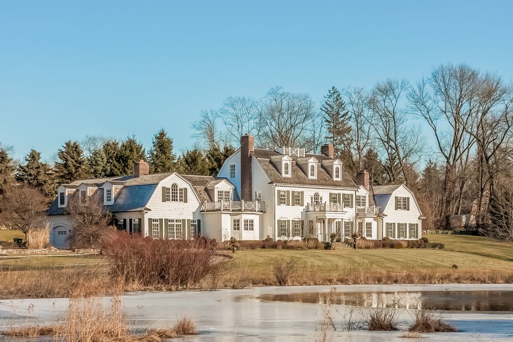 212 Taconic Road, Greenwich, CT 06831 Sotheby's International Realty
