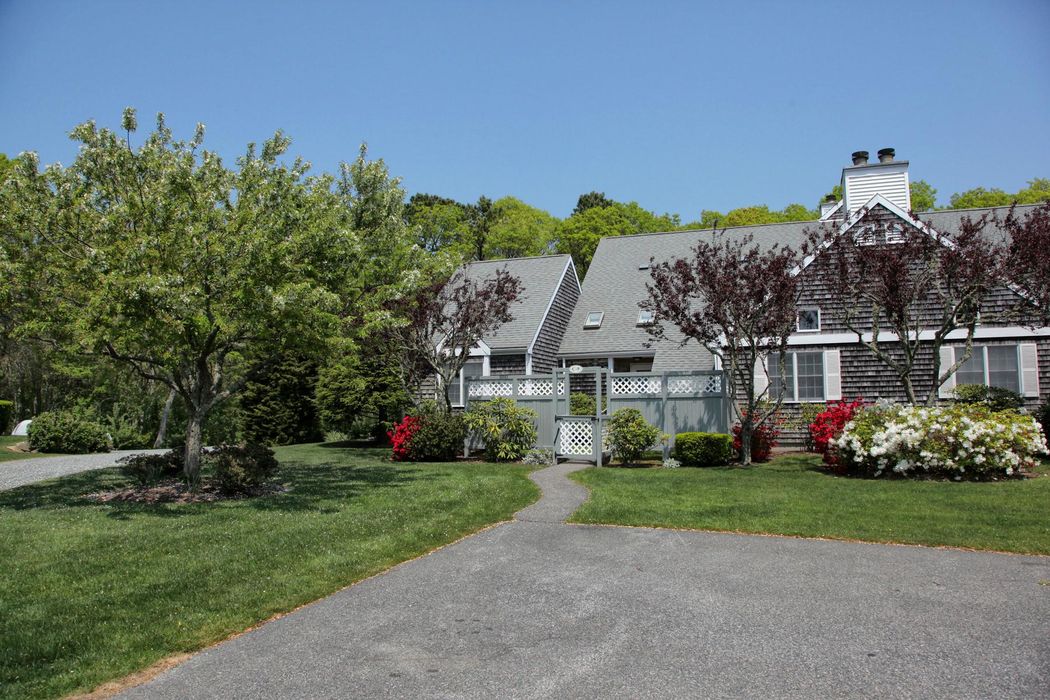 9 Chilmark Drive, Falmouth, MA 02531 Sotheby's International Realty, Inc.