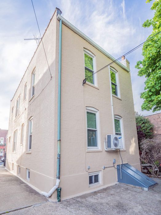 2429 42nd Street, Astoria, NY 11103 Sotheby's International Realty, Inc.