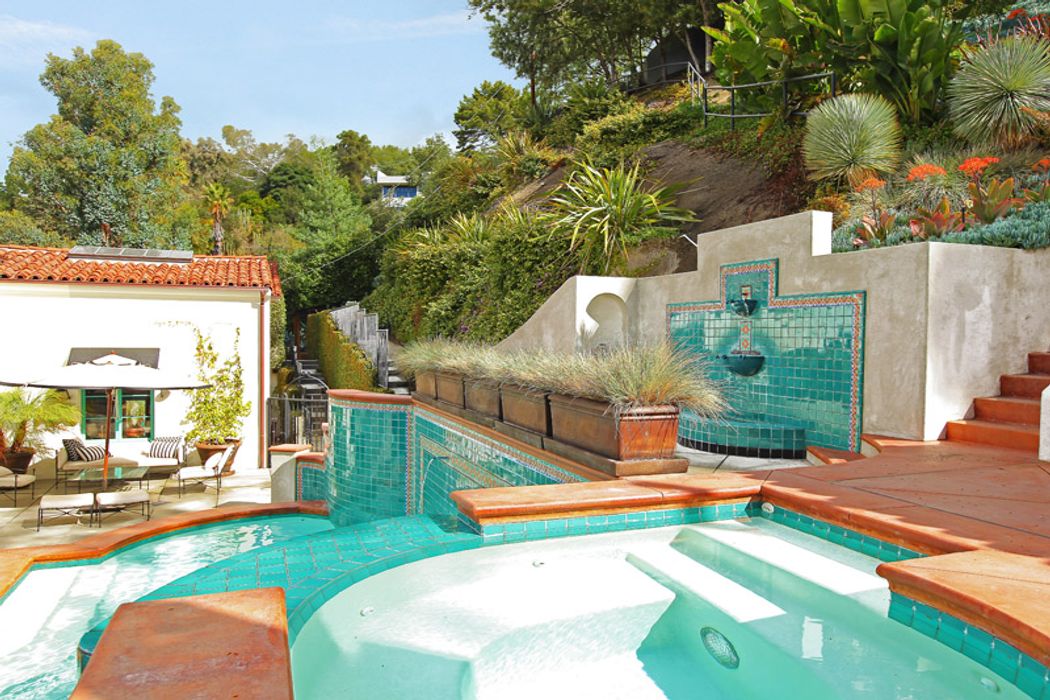 2566 Aberdeen Avenue, Los Angeles, CA 90027 Sotheby's International Realty, Inc.