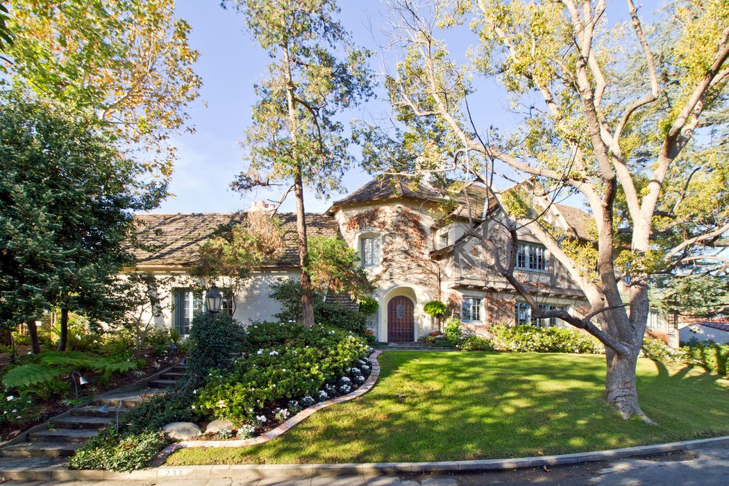 233 Hillside Road, South Pasadena, CA 91030 Sotheby's International