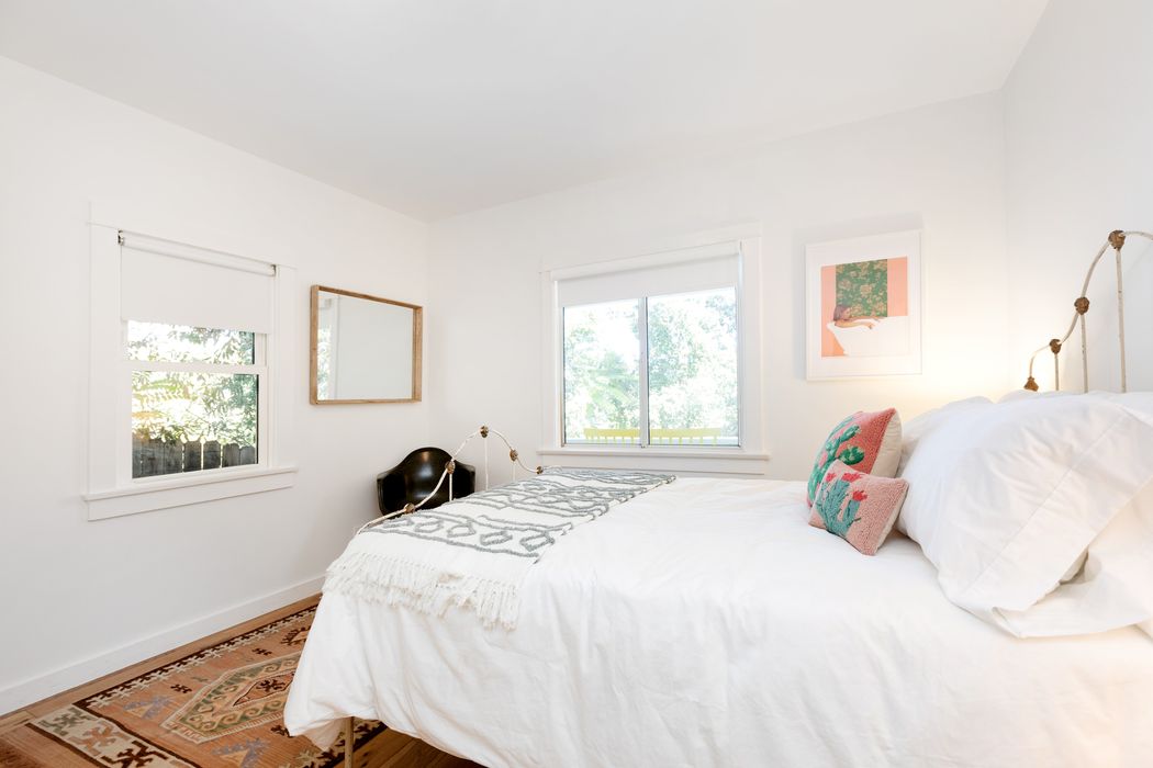 915 Palm View Drive Los Angeles, CA 90042