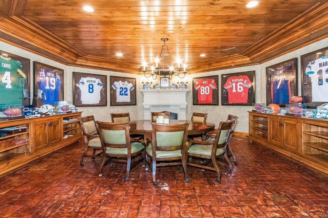 38 Hunting Ridge Lane, Wilton, CT 06897 Sotheby's International