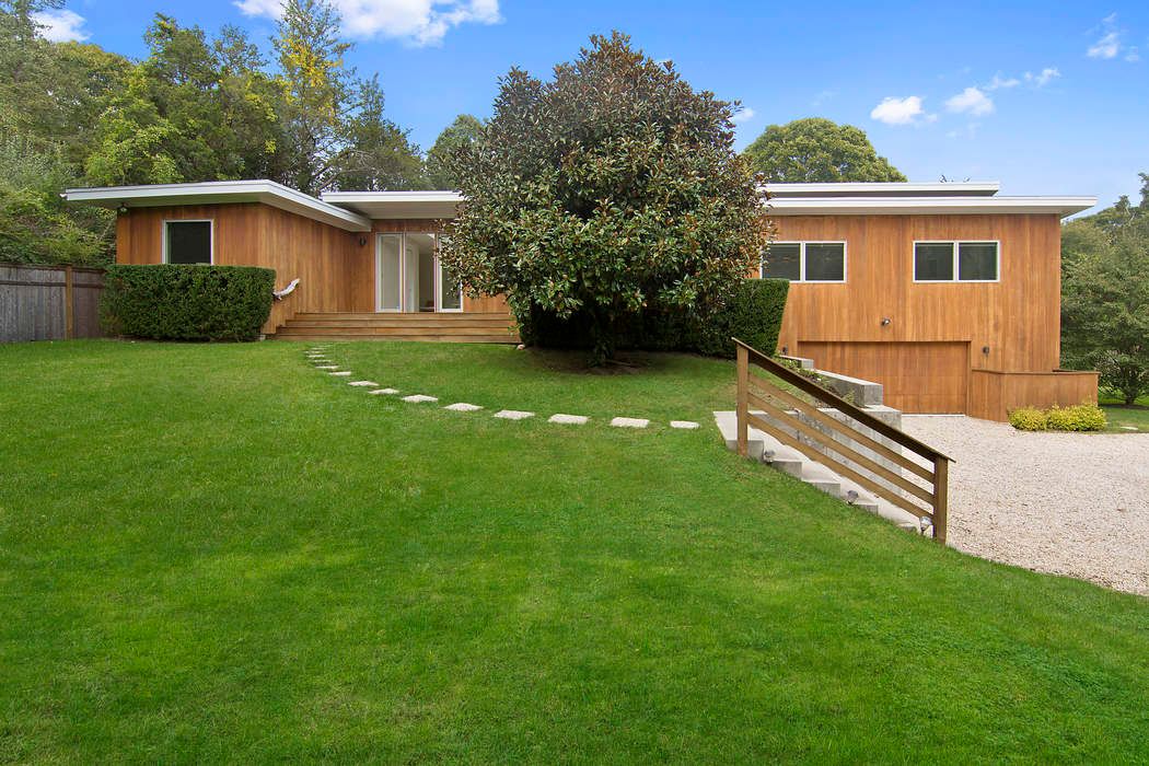29 Towd Point Road, Southampton, NY 11968 Sotheby's International