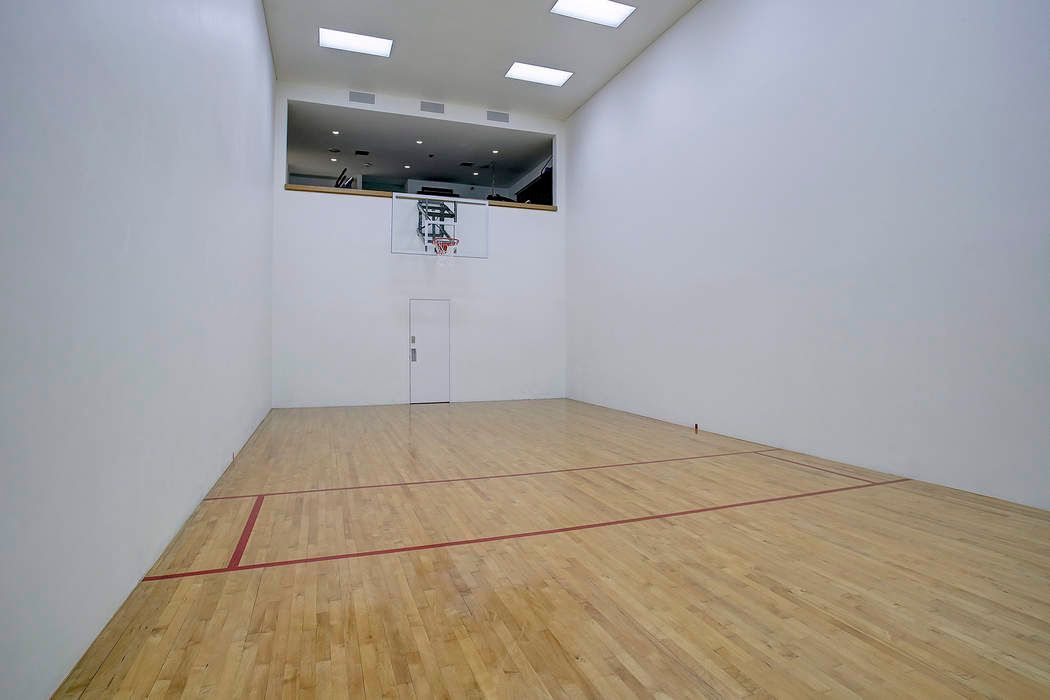 9 Farnham Park Drive, Houston, TX 77024 Martha Turner Sotheby's