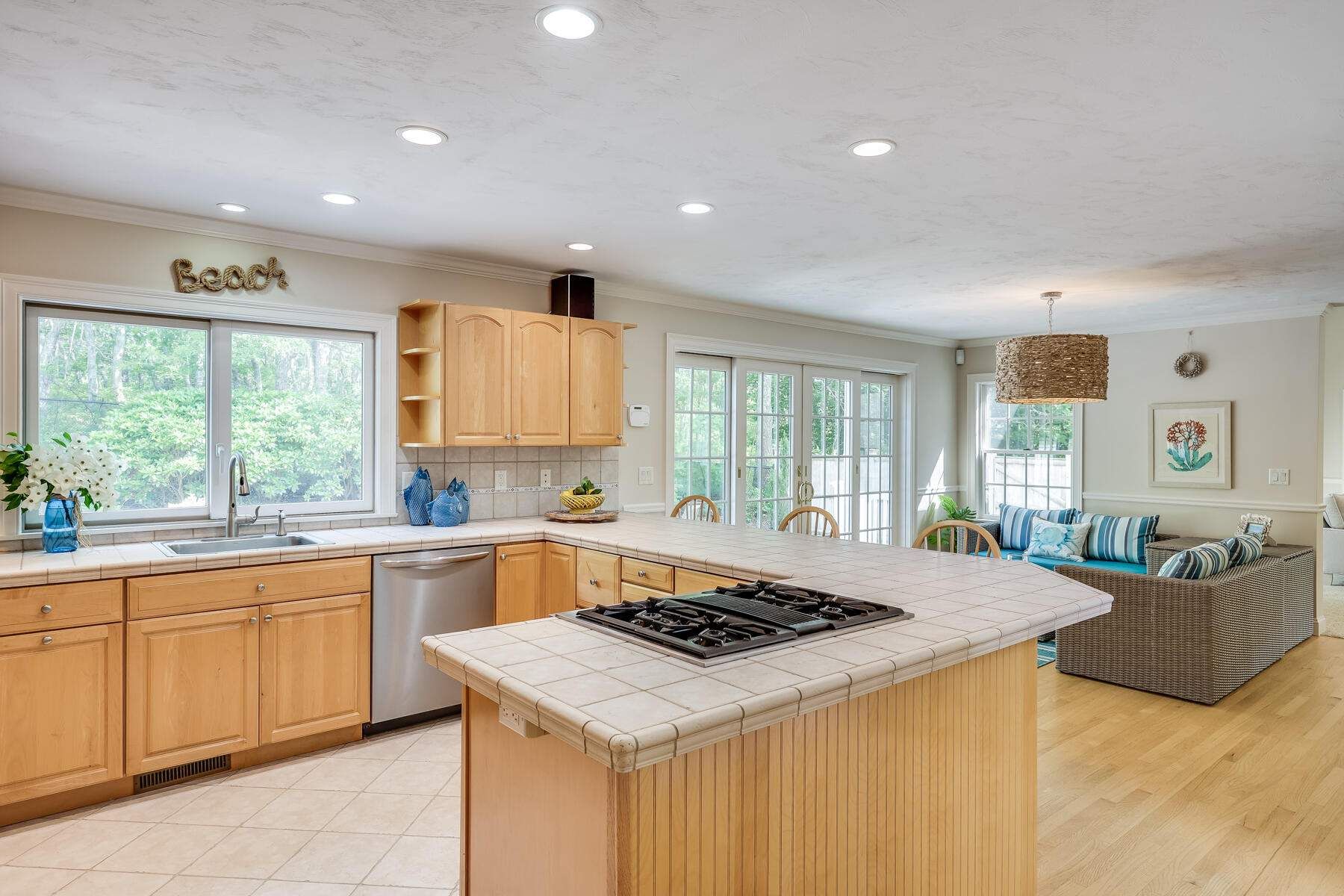 115 Brentwood Lane, Cummaquid, MA 02637