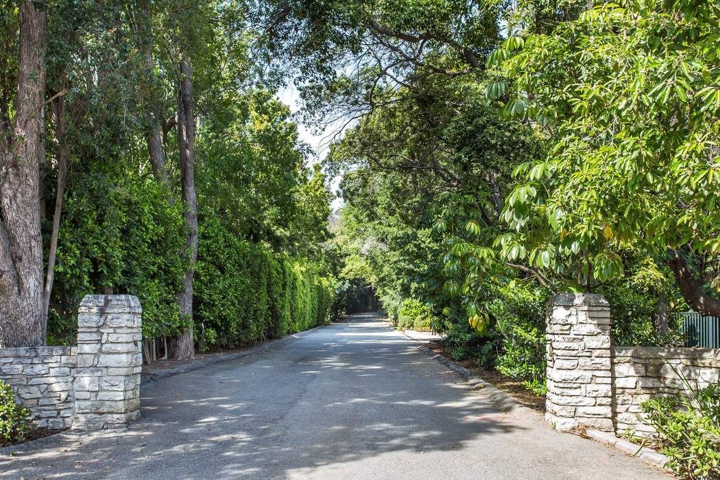 1218 Benedict Canyon Drive, Beverly Hills, CA 90210 Sotheby's