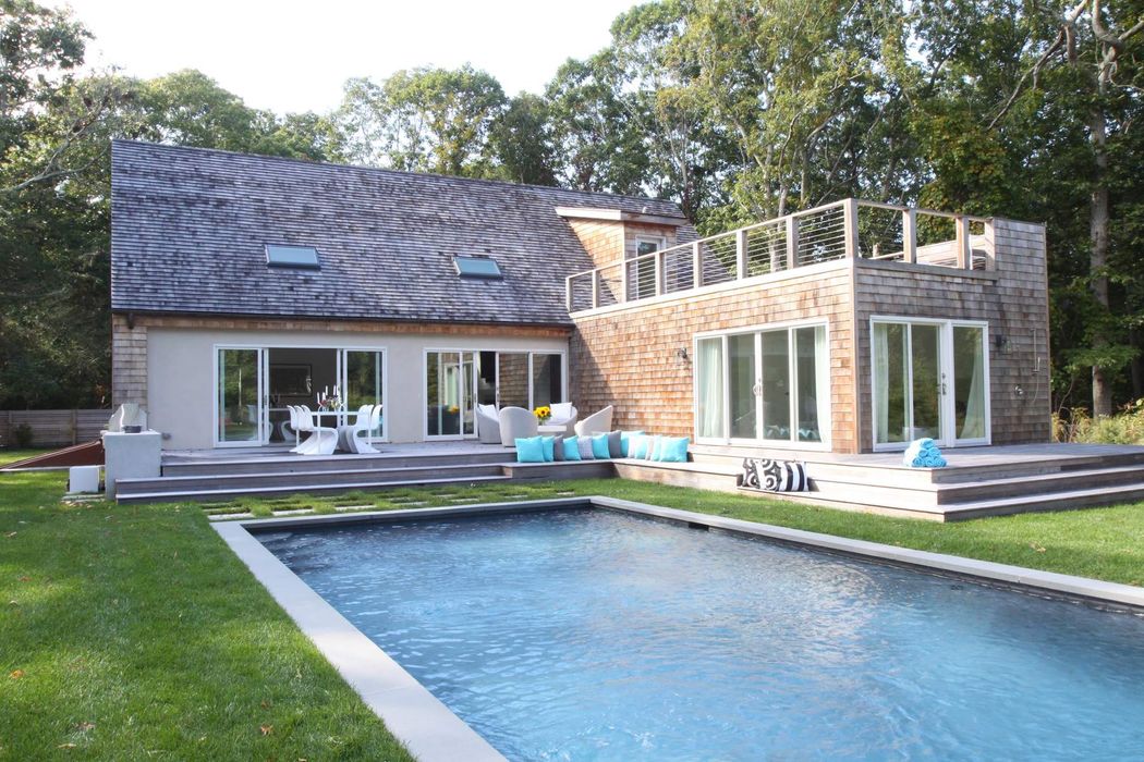 25 Robins Way, East Hampton, NY 11937 Sotheby's International Realty, Inc.