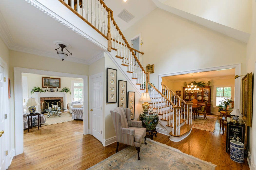 19 Bridge Hill Lane, Bridgehampton, NY 11932 Sotheby's International Realty, Inc.