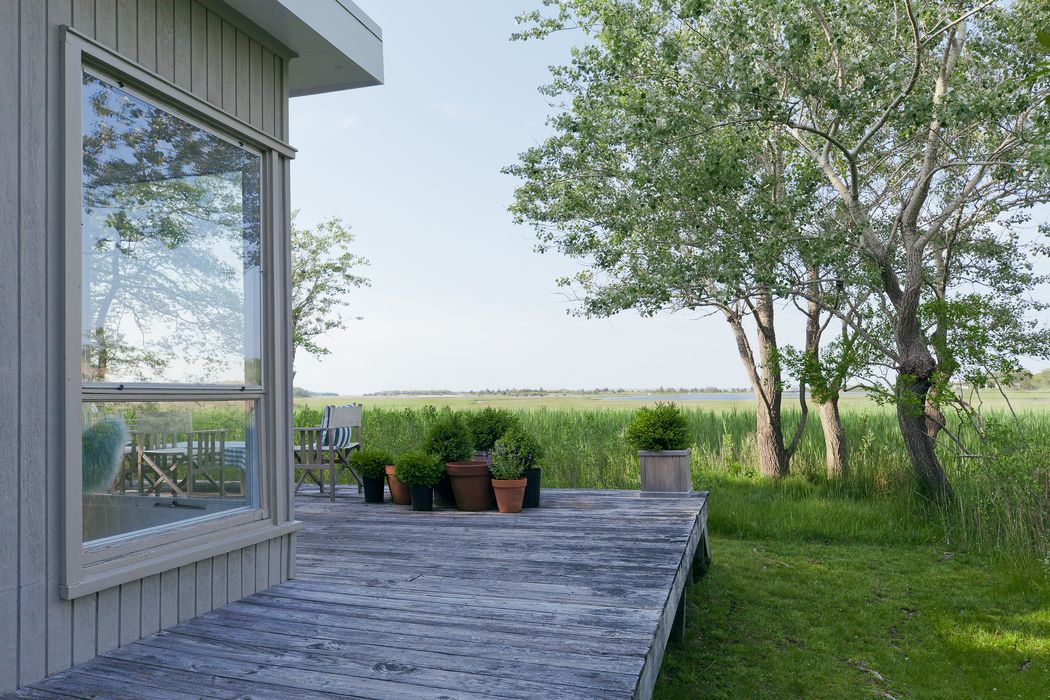 287 Old Stone Highway East Hampton Ny 11937 Sotheby S