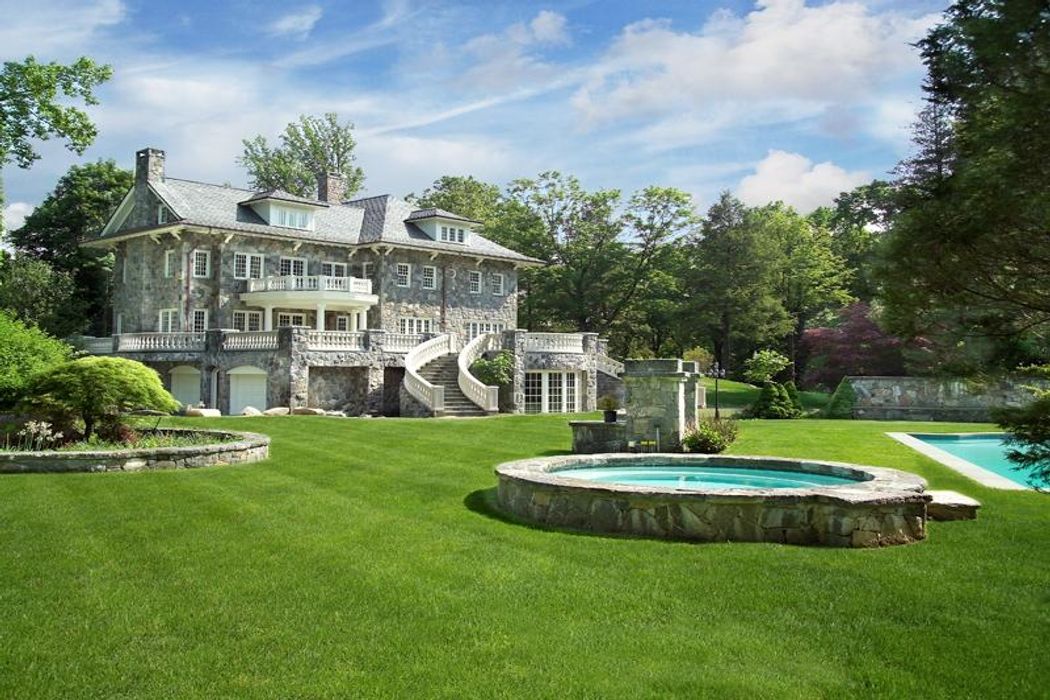 Merrywood Estates Greenwich, CT 06830 Sotheby's International Realty