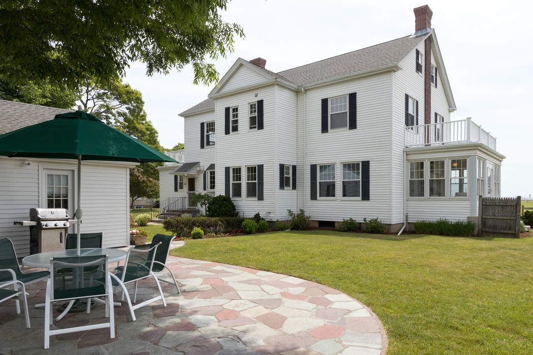 39 Grand Avenue, Falmouth Heights, MA 02540 Sotheby's International