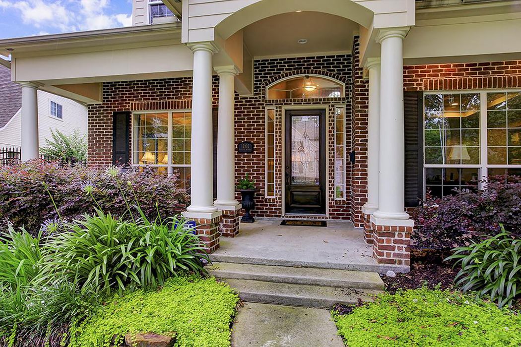 12102 Rip Van Winkle Drive, Houston, TX 77024 Martha Turner Sotheby's