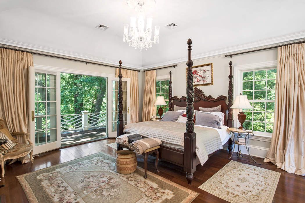 969 North Street, Greenwich, CT 06831 Sotheby's International Realty