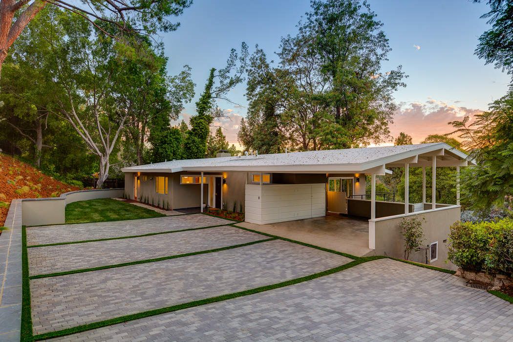 1118 Glen Oaks, Pasadena, CA 91105 Sotheby's International Realty, Inc.