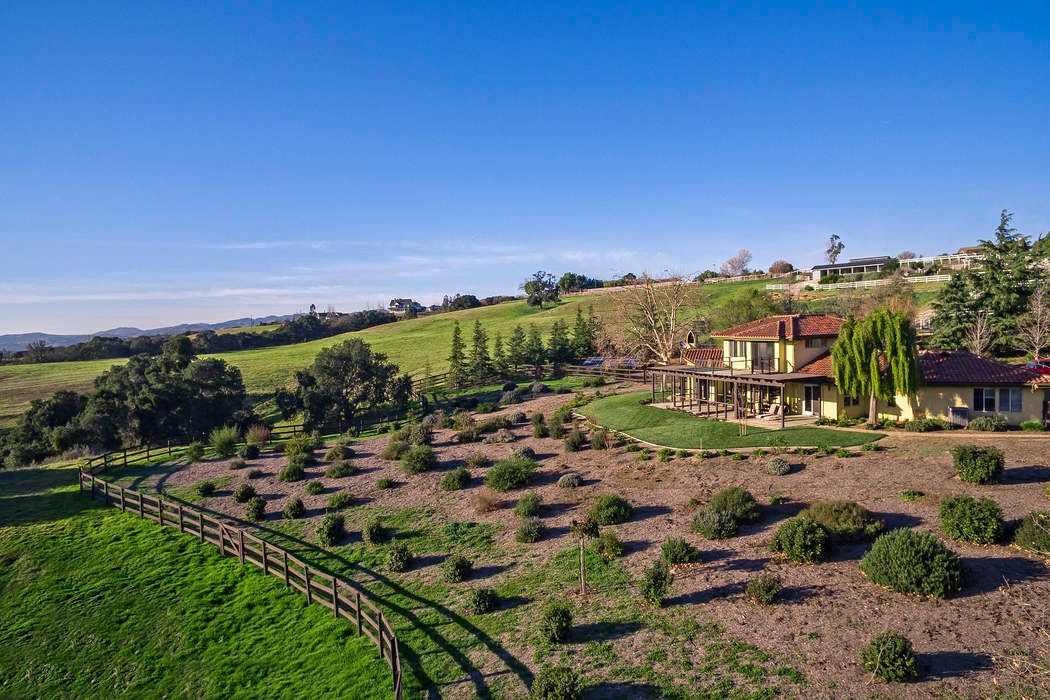 705 Mesa Drive, Solvang, CA 93463 Sotheby's International Realty, Inc.