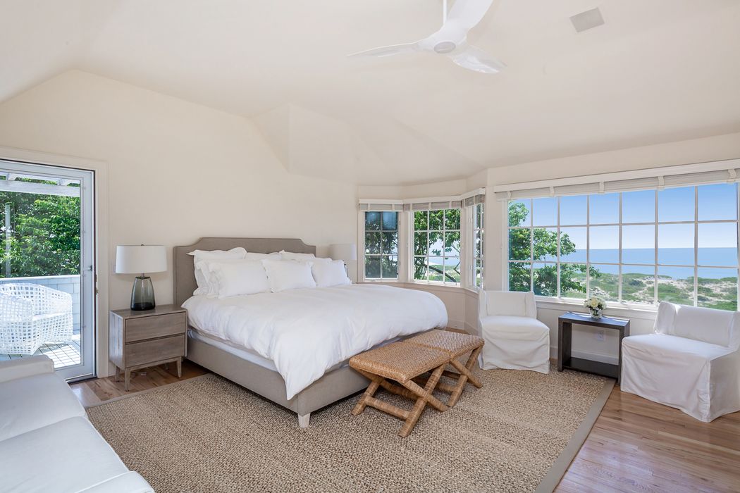 32 Windmill Lane, East Hampton, NY 11937 Sotheby's International