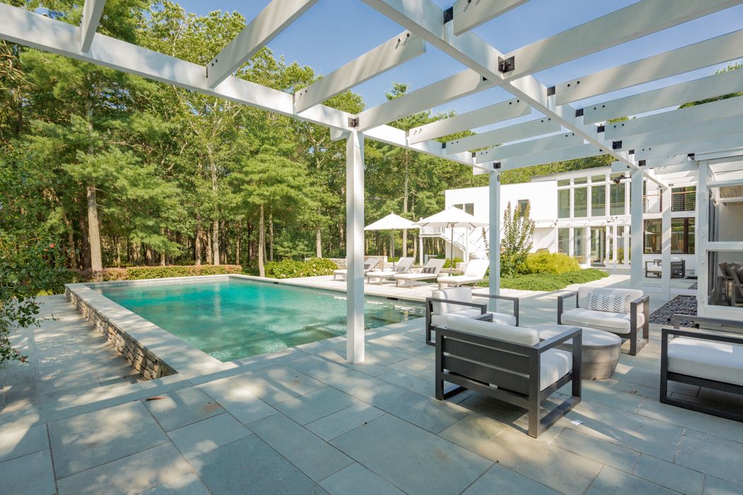 154 Swamp Road, East Hampton, NY 11937 Sotheby's International Realty