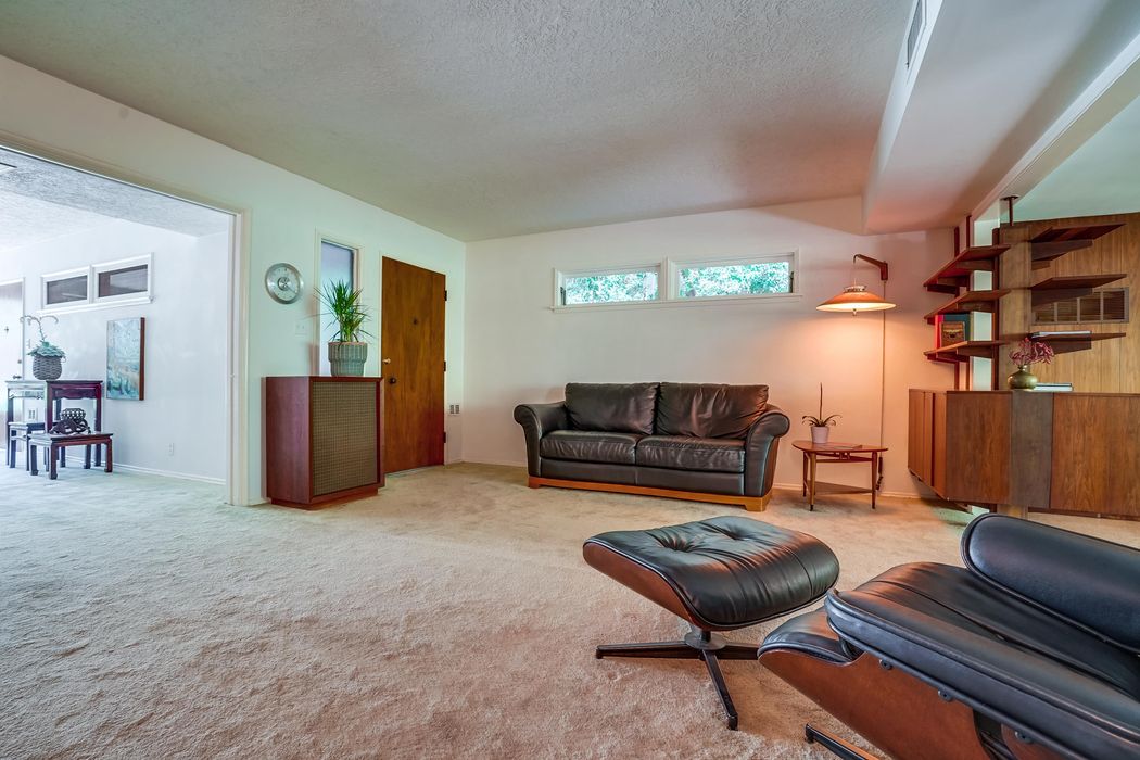 3018 Castle Street Los Angeles Ca 90039 Sotheby S