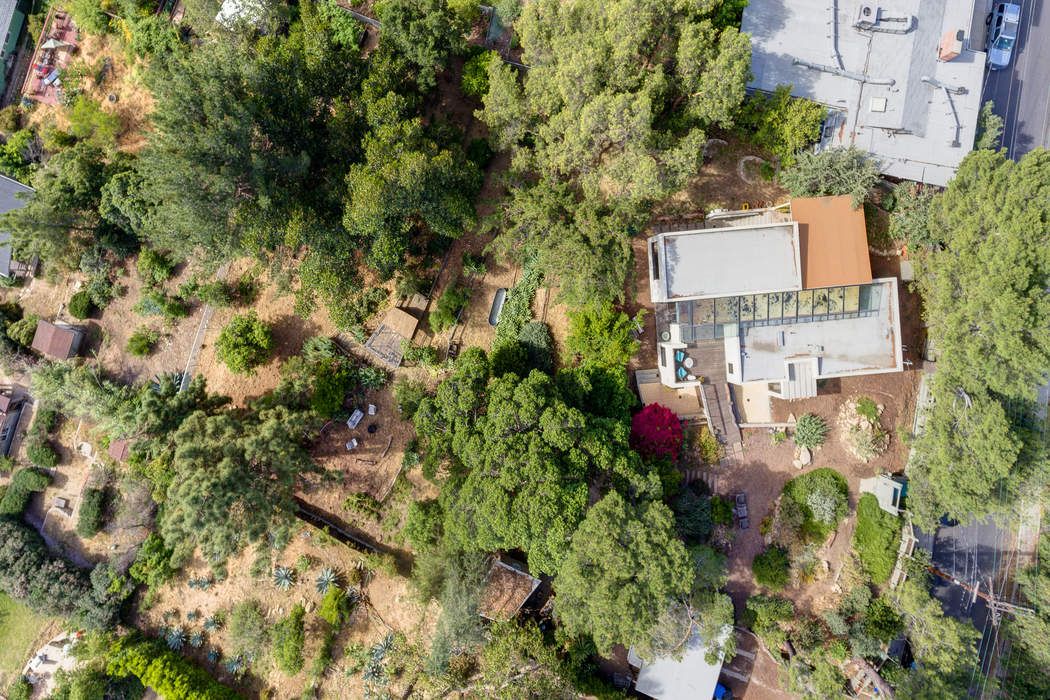 1942 Lemoyne Street, Los Angeles, CA 90026 Sotheby's International