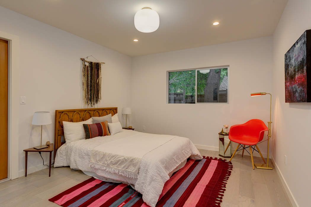 1118 Glen Oaks, Pasadena, CA 91105 Sotheby's International Realty, Inc.